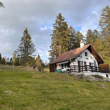 Vila Le Joly Chalet Saint-Imier Exteriér fotografie